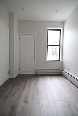 Rented by Nooklyn NYC LLC | media 6