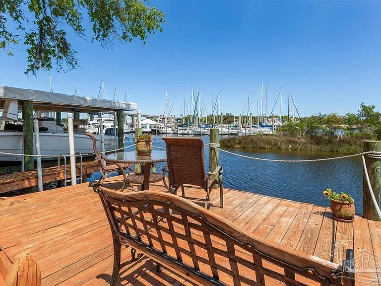 1261 Mahogany Mill Rd — Photo 3