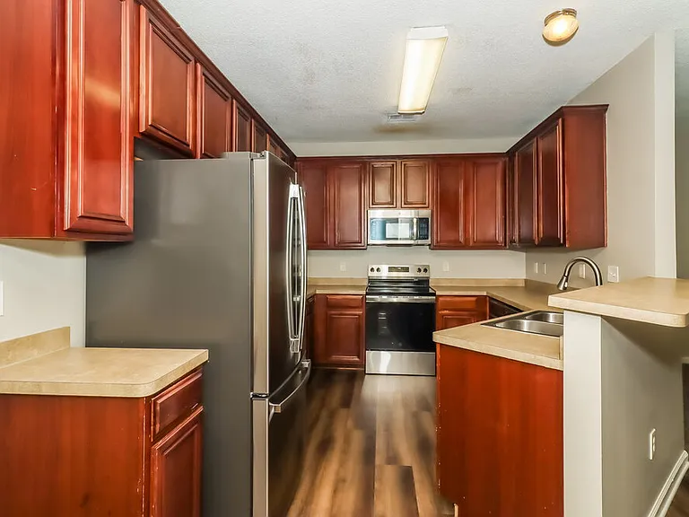 468 Darbys Run Ct — Photo 7