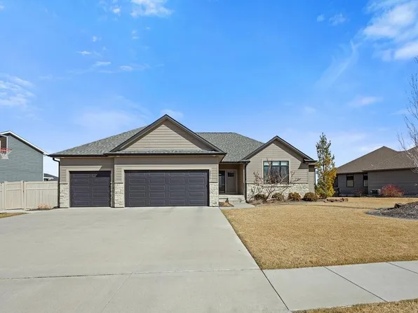 3977 54th Ave, Columbus, NE 68601