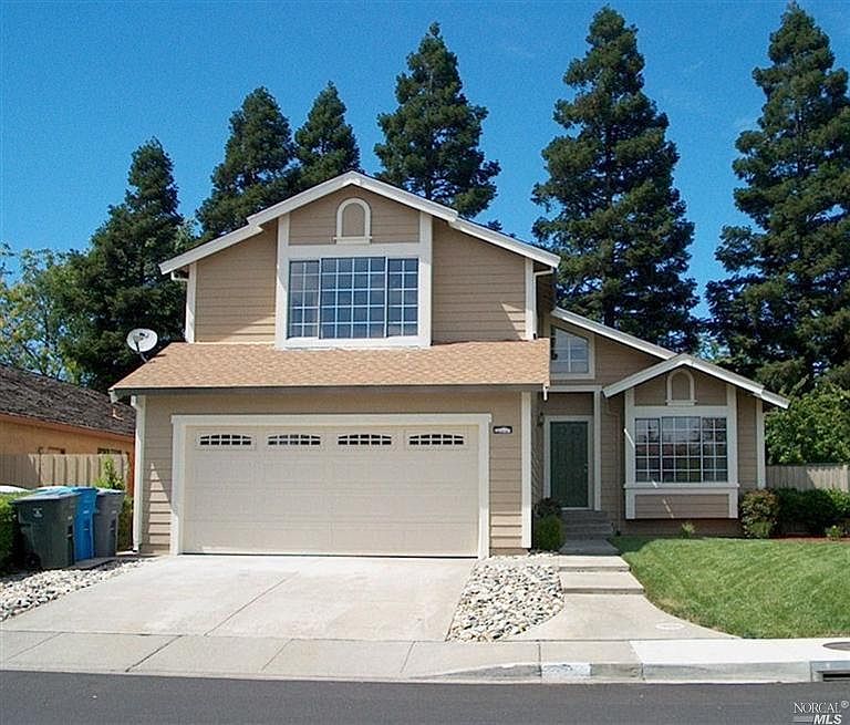 1st image of 480 Danbury Cir