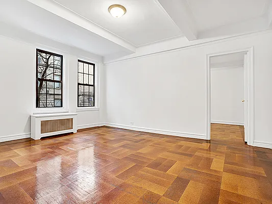 Rented by Cooper & Cooper Real Estate | media 19