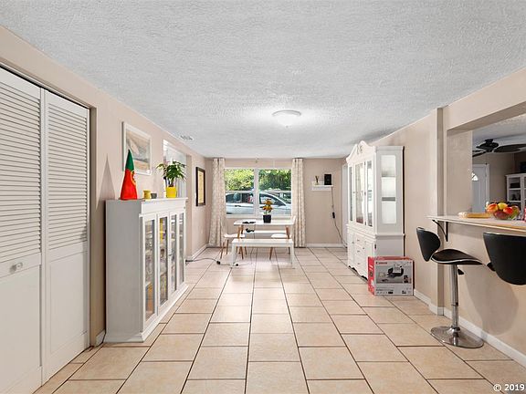 4th image of 21100 SE 65th Ave