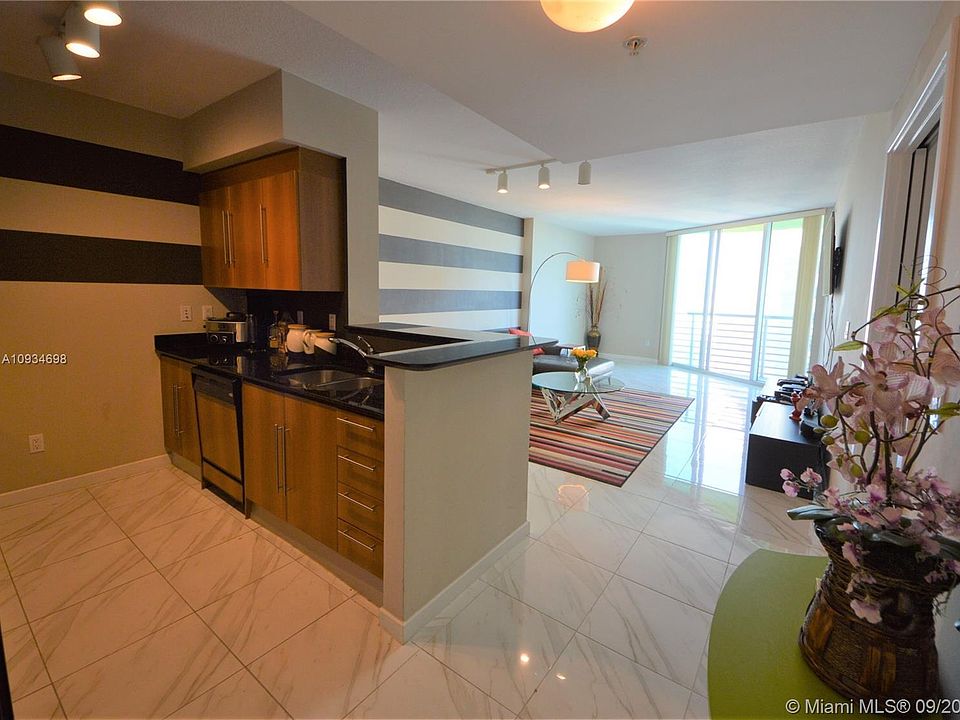 1st image of 201 S Biscayne Blvd #3302