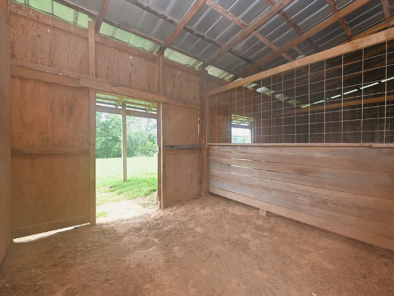 4616 Woodrow Wilson Rd — Photo 29