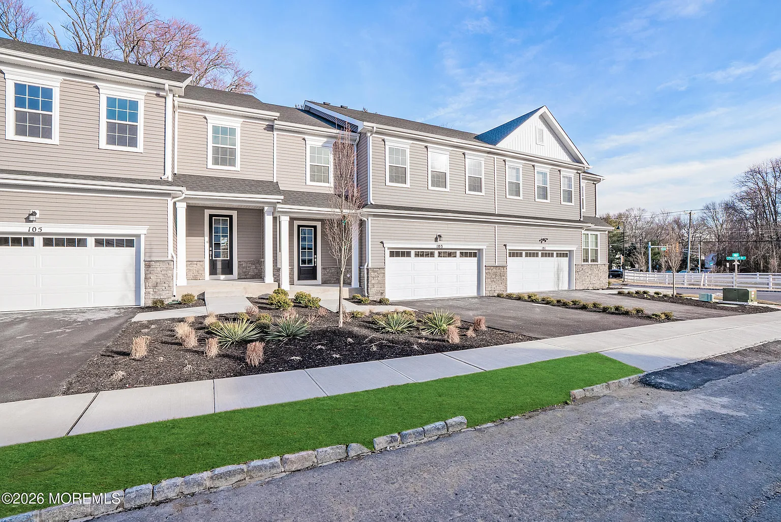 103 Woolley Ct photo 1