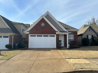 1033 Belfiore Ln, Cordova, TN 38018