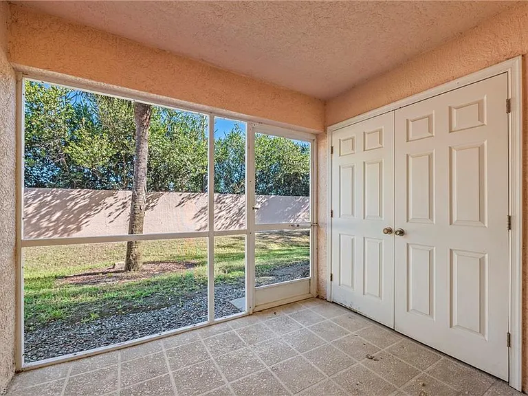 26658 Little John Ct #94 — Photo 18