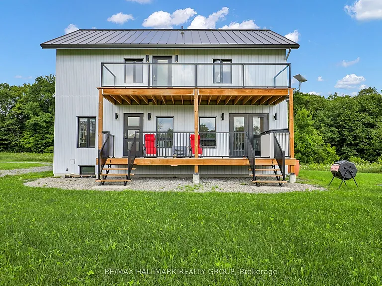 165 Knapp St — Photo 37