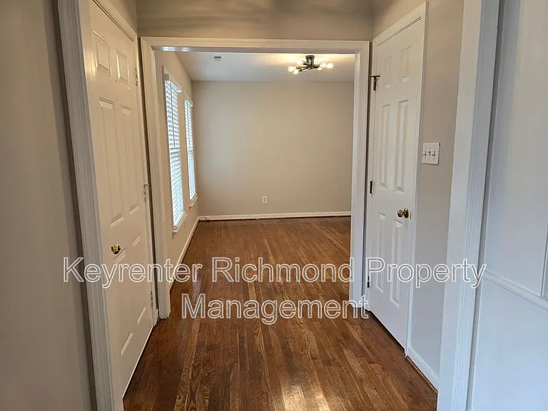 5204 Reids Pointe Rd — Photo 2