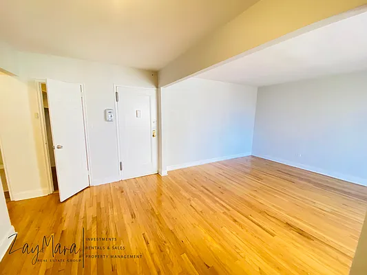 Rented by ZAYMARA Real Estate Group LLC | media 9