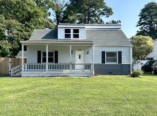 934 Alma Dr, Norfolk, VA 23518