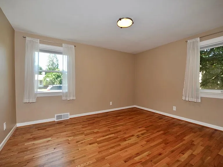 1223 E Saint Maries Ave — Photo 17