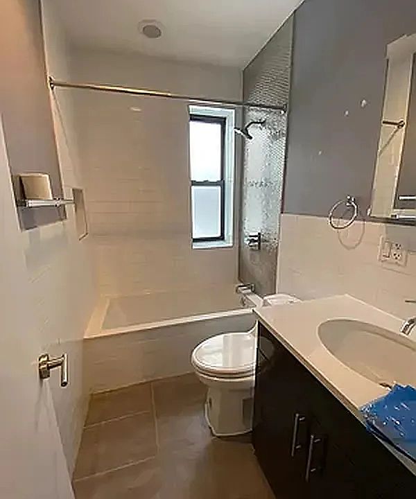 2nd image of 125 Sterling St #33