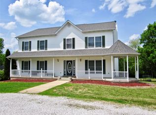 8880 Sandy Creek Acres Dr, Hillsboro, MO 63050