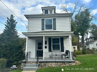 711 Wood St, Coraopolis, PA 15108