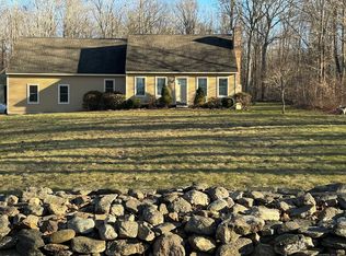 40 Clubhouse Rd, Lebanon, CT 06249