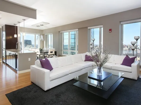 400 Stuart St #23E, Boston, MA 02116