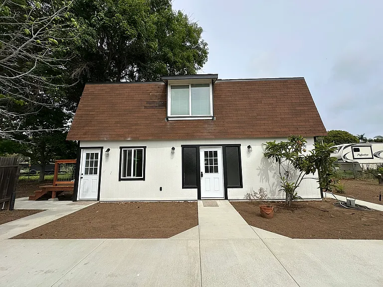 1300 Oak Ave #1 — Photo 17