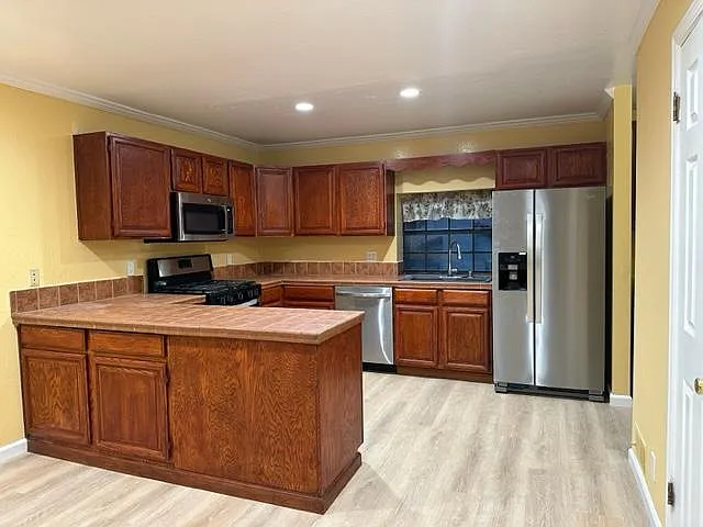 126 Lurene Dr — Photo 8