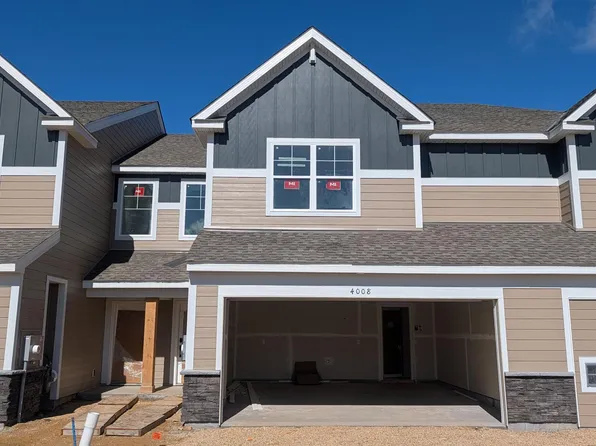 4008 Hayward Ave N, Oakdale, MN 55128