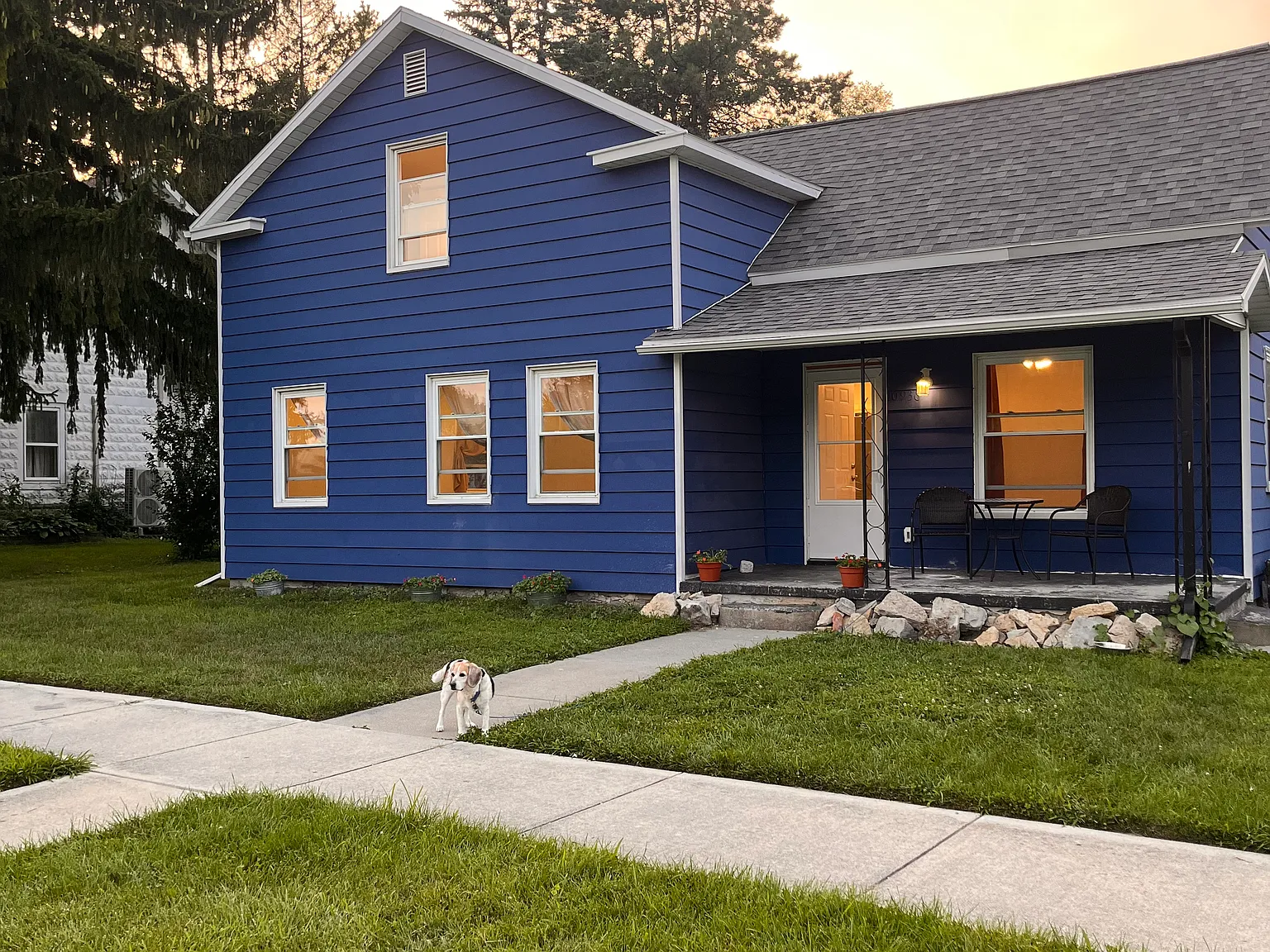 4 bed, 1700 sqft, $2,600 — Photo 1