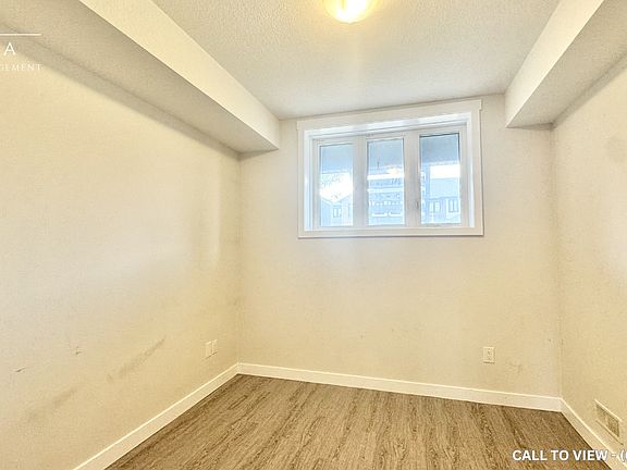 5th image of 170 Rochefort St #F