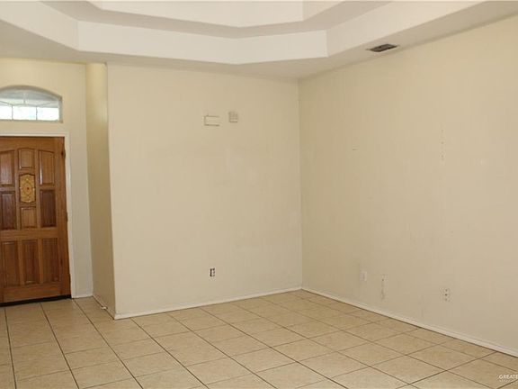 5th image of 3619 N 41st Ln
