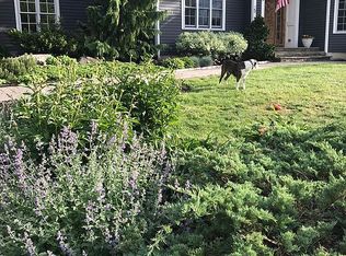 5 Hemlock Ln, Groveland, MA 01834