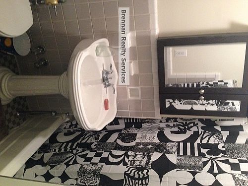 5th image of 420 E 82nd St APT 1K