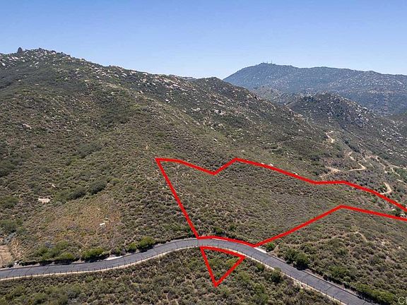2nd image of 18055 Sunset Point Rd