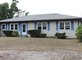 85 Seabrook Rd, Hyannis, MA 02601