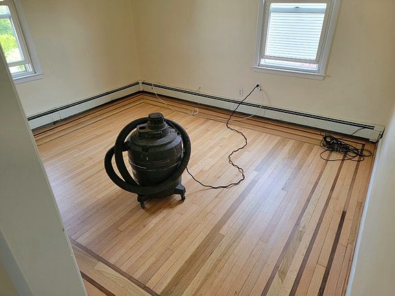 3rd image of 16 West Dr #2