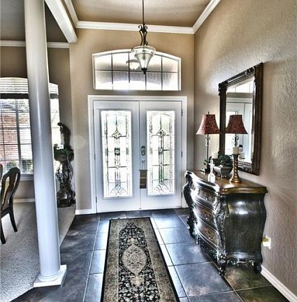 3rd image of 1204 Kingsway Ave
