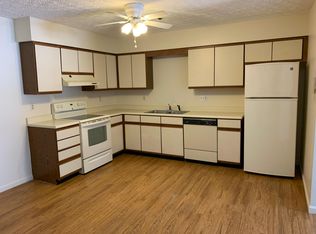 87 Manley Rd APT 43, Auburn, ME 04210