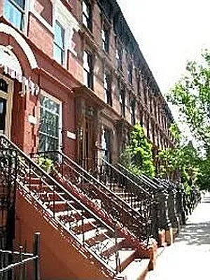 Sold by R New York | media 3