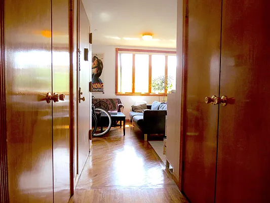 Rented by Capri Jet Realty Corp | media 36