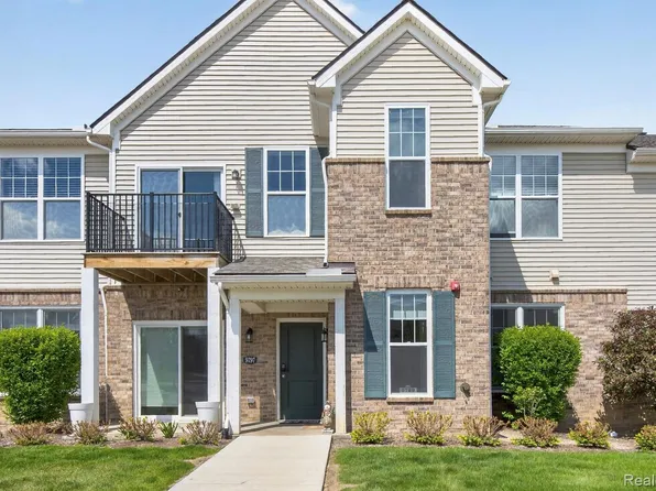 9789 Ridge Run St, Howell, MI 48855