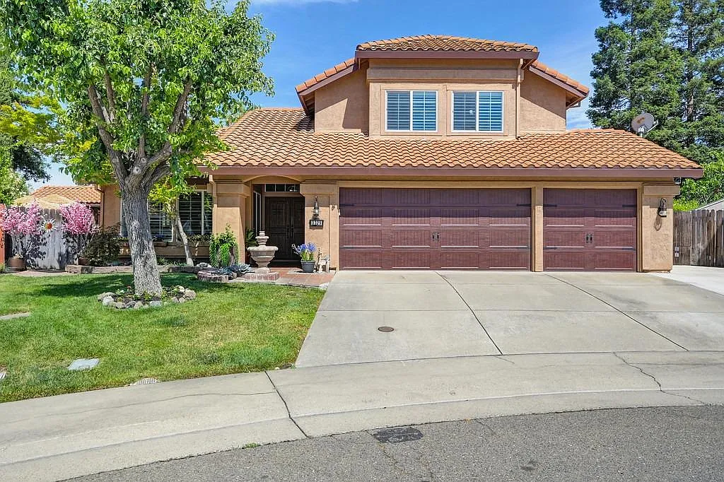 3329 El Castillo Ct photo 1