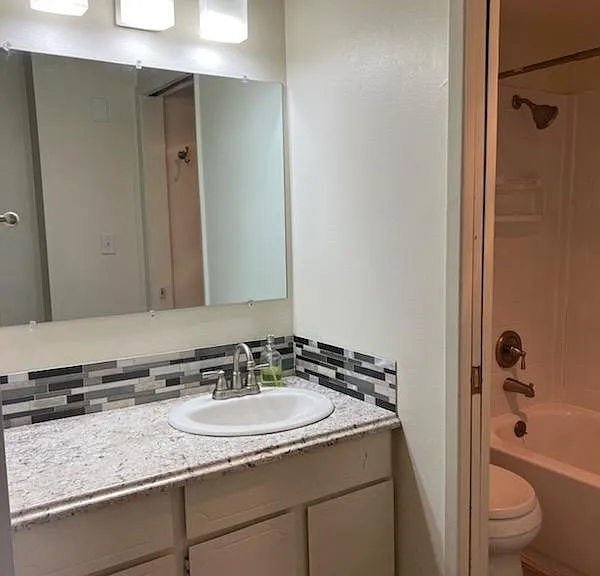 2121 W 4th Ave #107 — Photo 6