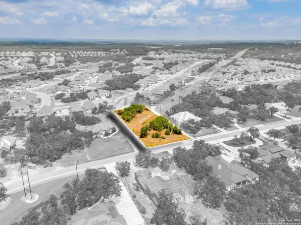 34848 Thanksgiving Trl, Bulverde, TX 78163