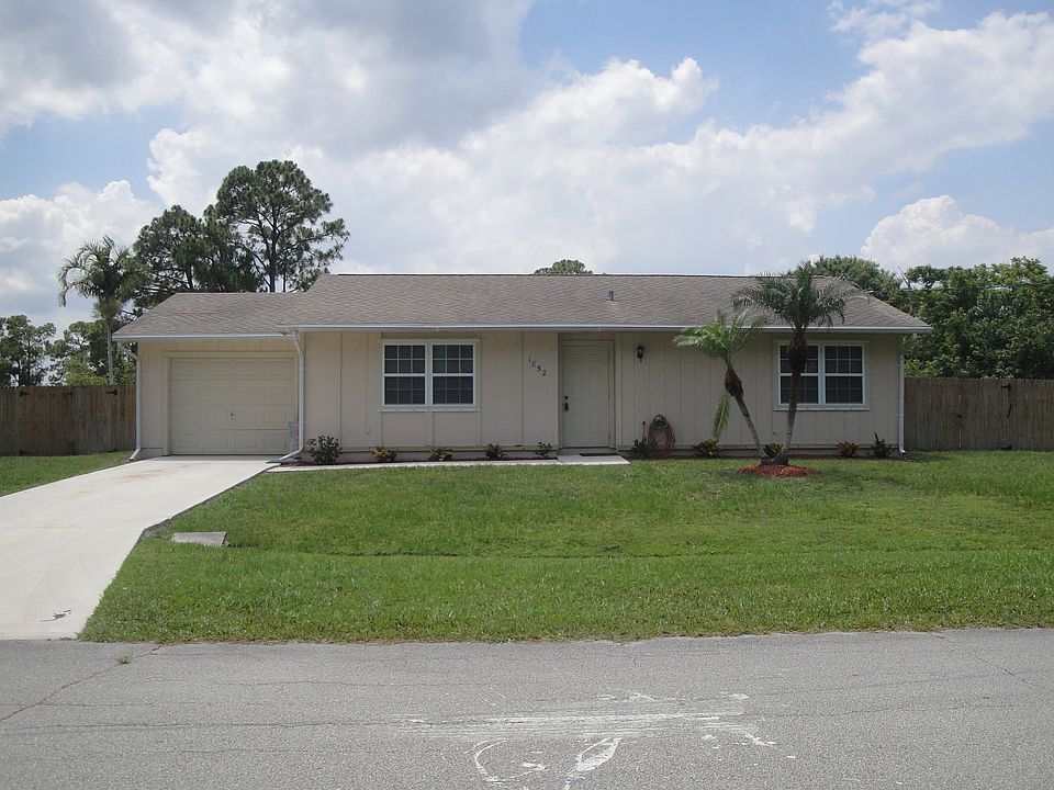 1st image of 1852 SE Crowberry Dr