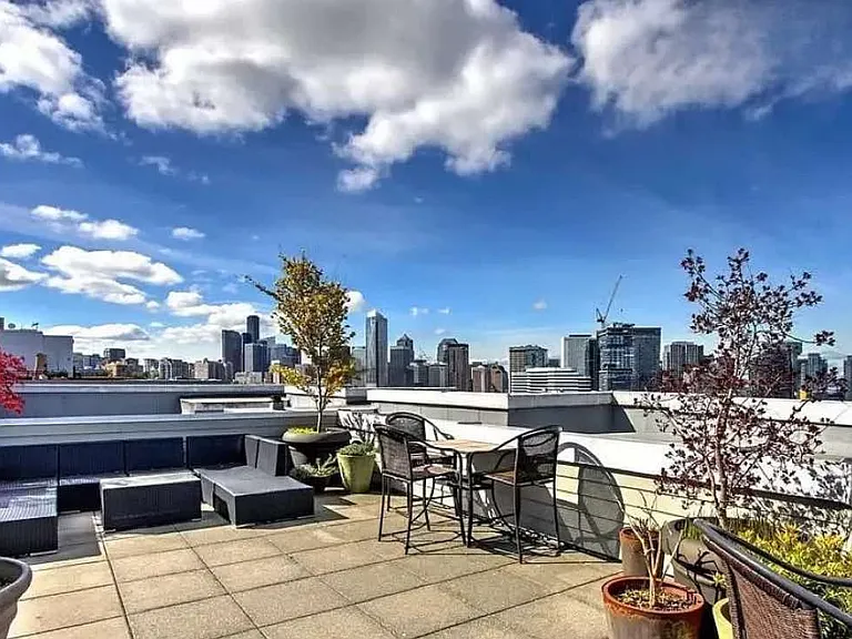 232 Belmont Ave E #504 — Photo 6