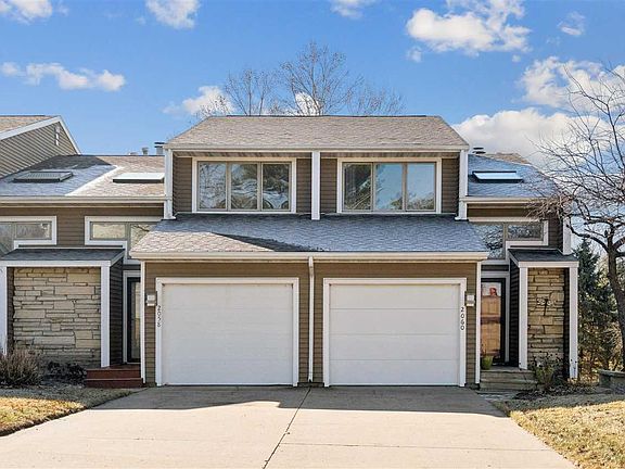 2nd image of 2060 Holiday Rd