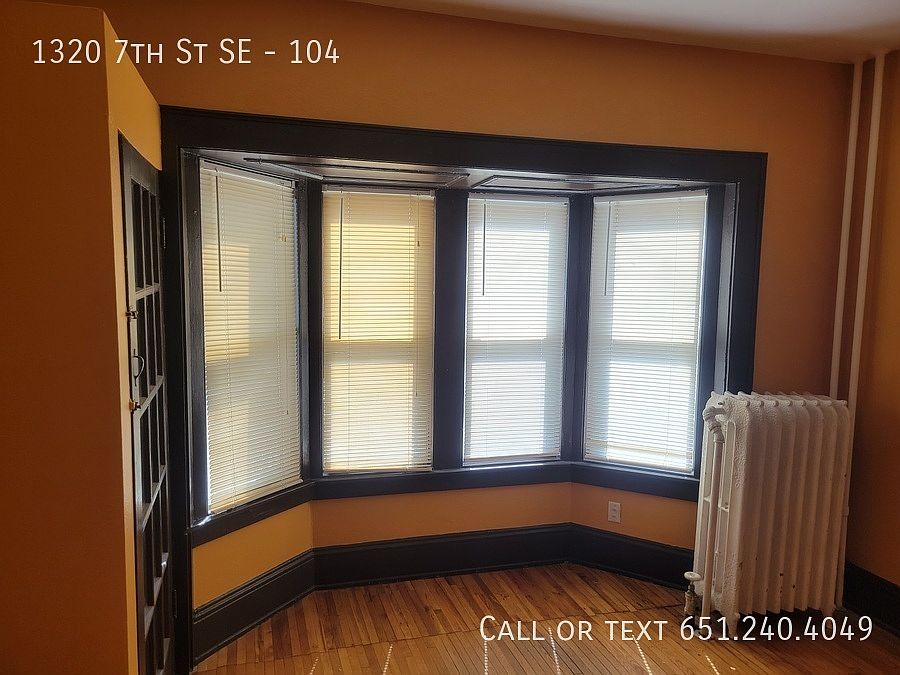 1st image of 1320 7th St SE #104