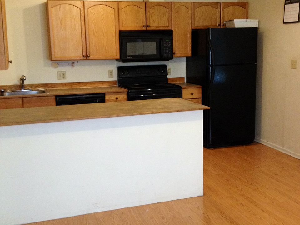 1st image of 4459 Airway Dr NE APT 7