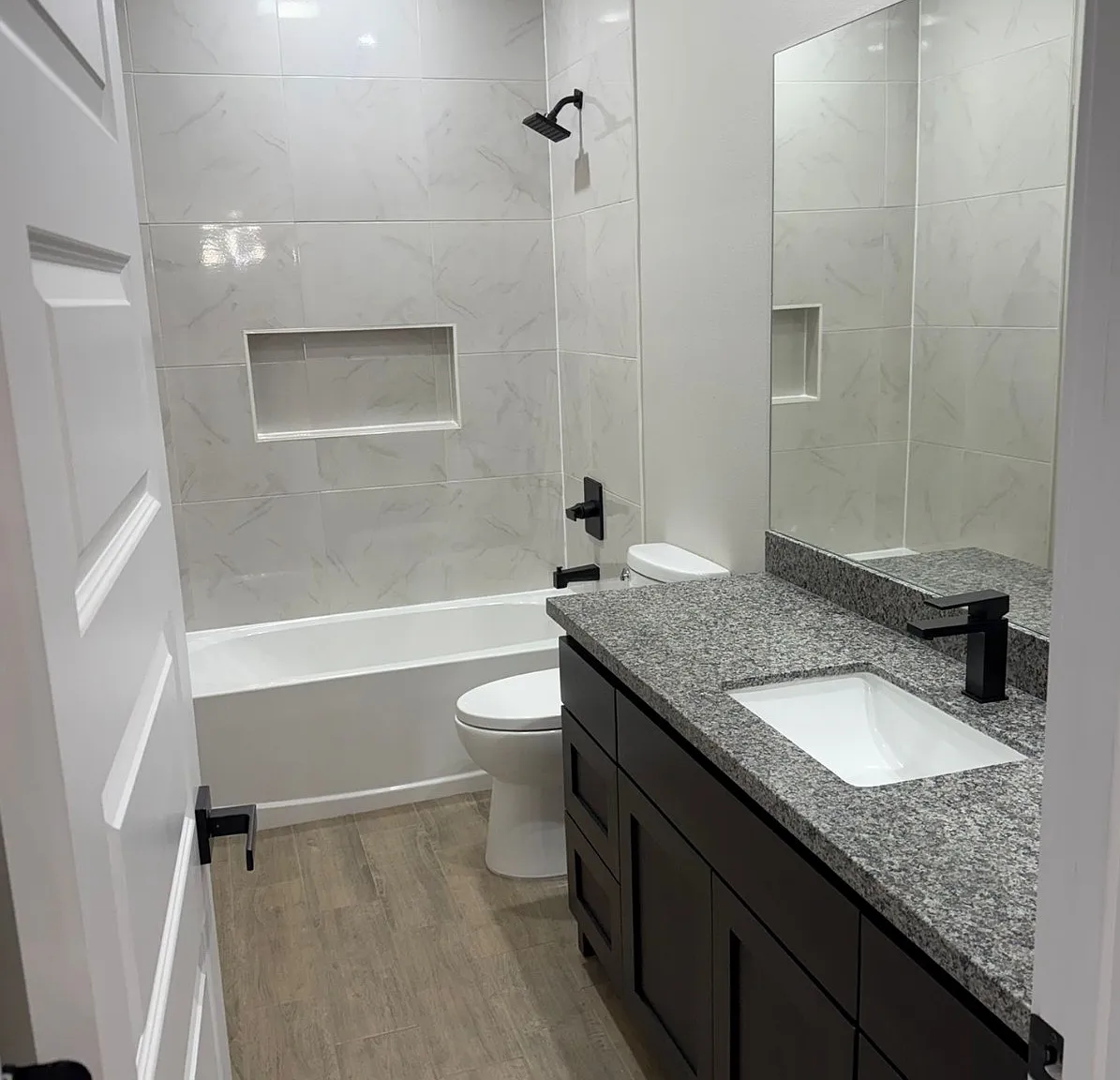 3 bed, 1125 sqft, $1,525 — Photo 3