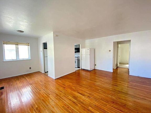 5th image of 11022 63rd Ave