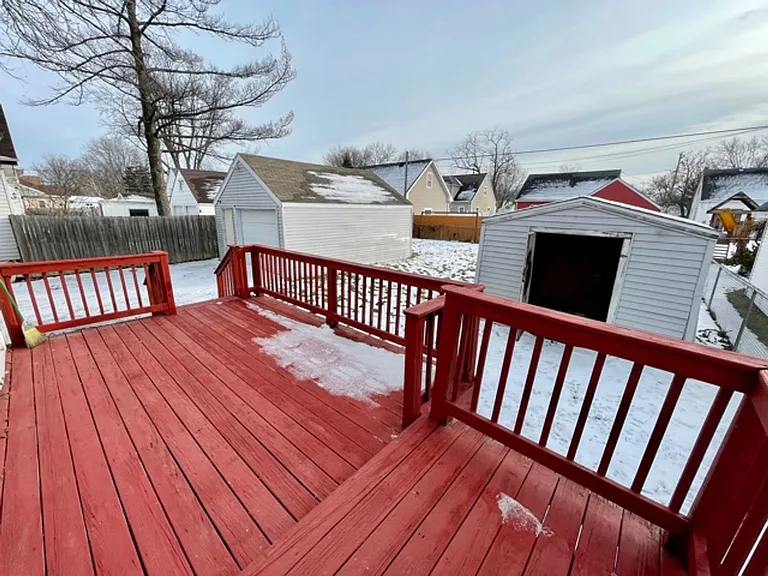 317 Grandview Ave — Photo 8