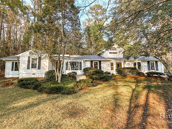 2nd image of 550 Fortson Road